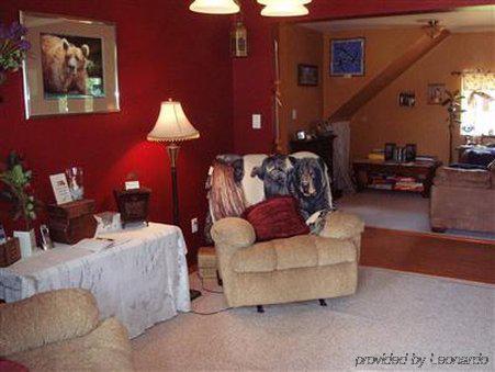 A Mooseberry Inn B&B Slana Interior foto